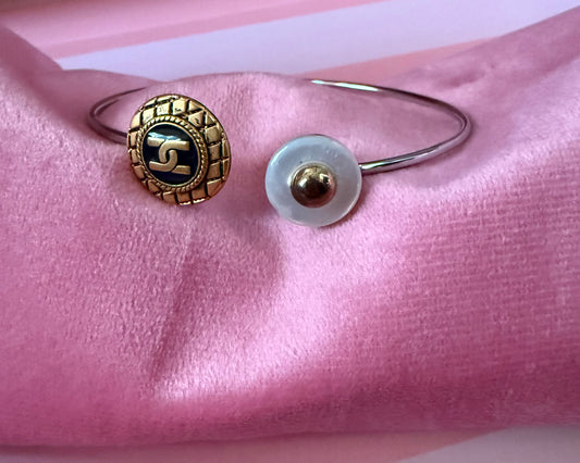 Vintage Design Button Cuff Bracelet