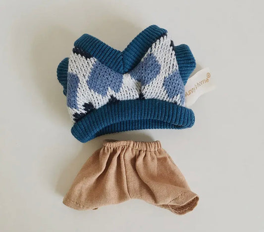 Sweet Heart Sweater & Khaki Pants for Labubu