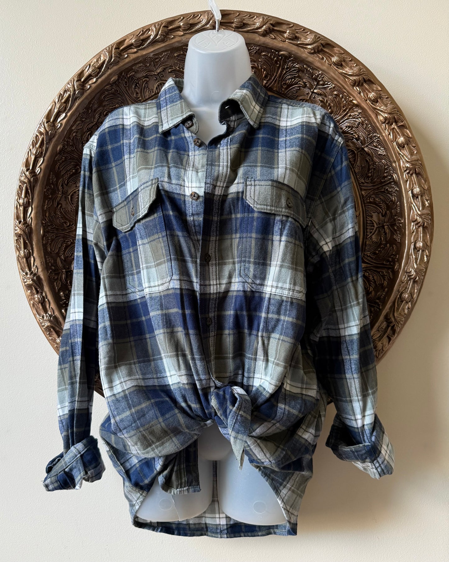 Challenge The World Flannel